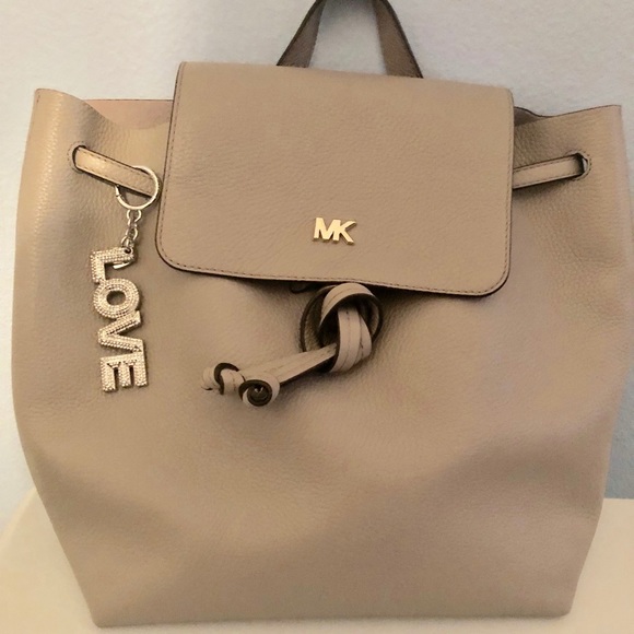 Michael Kors Handbags - Michael Kors Junie backpack and key/ bag charm